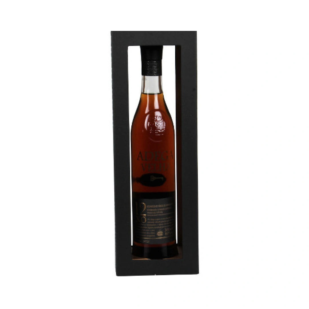 PackGS006: Aguardente Adega Velha XO - 12 Anos
